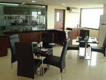 The Queeny Hotel Sancoale