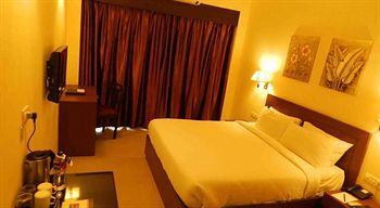 The Queeny 3* Sancoale